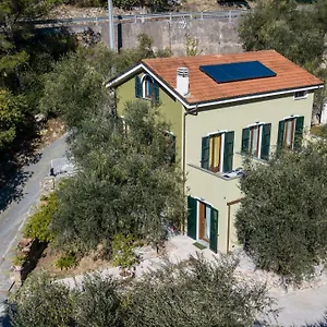 https://appartamenti-arco-antico.hotelitalianriviera.com
